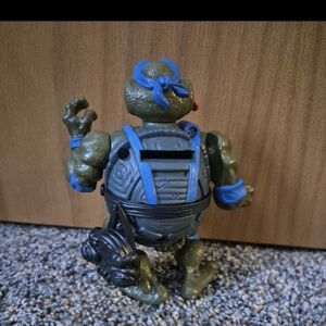 Teenage Mutant Ninja Turtles Pizza Tossin’ Michelangelo Action Figure  Playmates